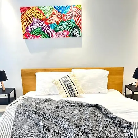 Wonder Homes- Spacious Dublex, 5br, 2ba, Terrace * イスタンブール