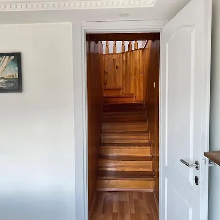 アパート Wonder Homes- Spacious Dublex, 5br, 2ba, Terrace イスタンブール