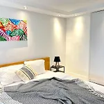 Wonder Homes- Spacious Dublex, 5br, 2ba, Terrace 伊斯坦布尔